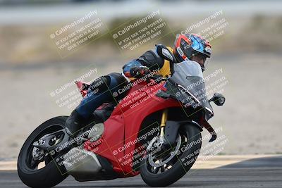 media/Nov-15-2025-Race Pace (Sat) [[8de605a2d8]]/Non Verified Riders (1st 20 Minutes)/Turn 4 (1010am)/